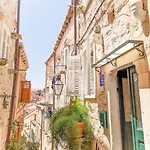 Roko, Old Town Lejlighed *