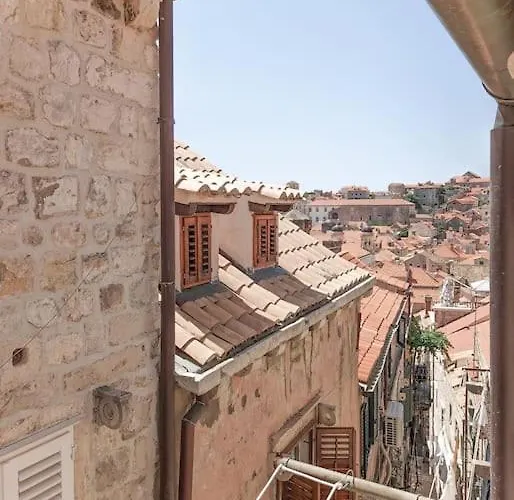 Roko, Old Town *